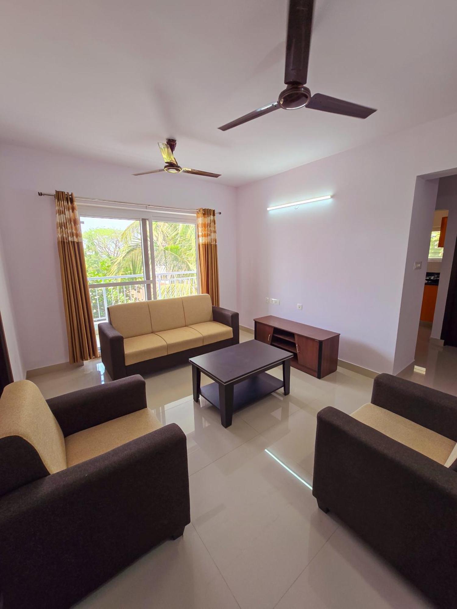 Cozy Apt Easy Access - Groceries & Transport Apartamento Mangalore Exterior foto